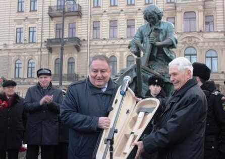 Гендиректор ОАО "Северное ПКБ" Владимир Спиридопуло и президент ТССЗ Владимир Ходырев